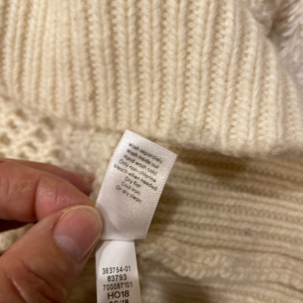 ATHLETA BEDFORD wool chunky, oversized, knitted cable turtleneck size L - Picture 4 of 10